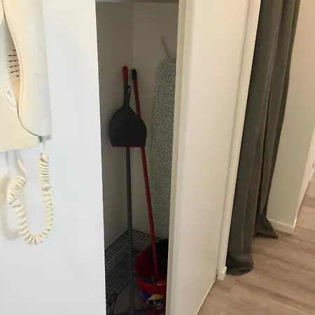 Apartment Bright With A Balcony Near Metro Station *
